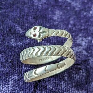 Vintage 925 Sterling Silver Southwestern Taxco Coiled Snake Serpent Ring